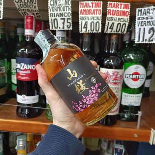 Yamazakura Blended Japanese Whisky